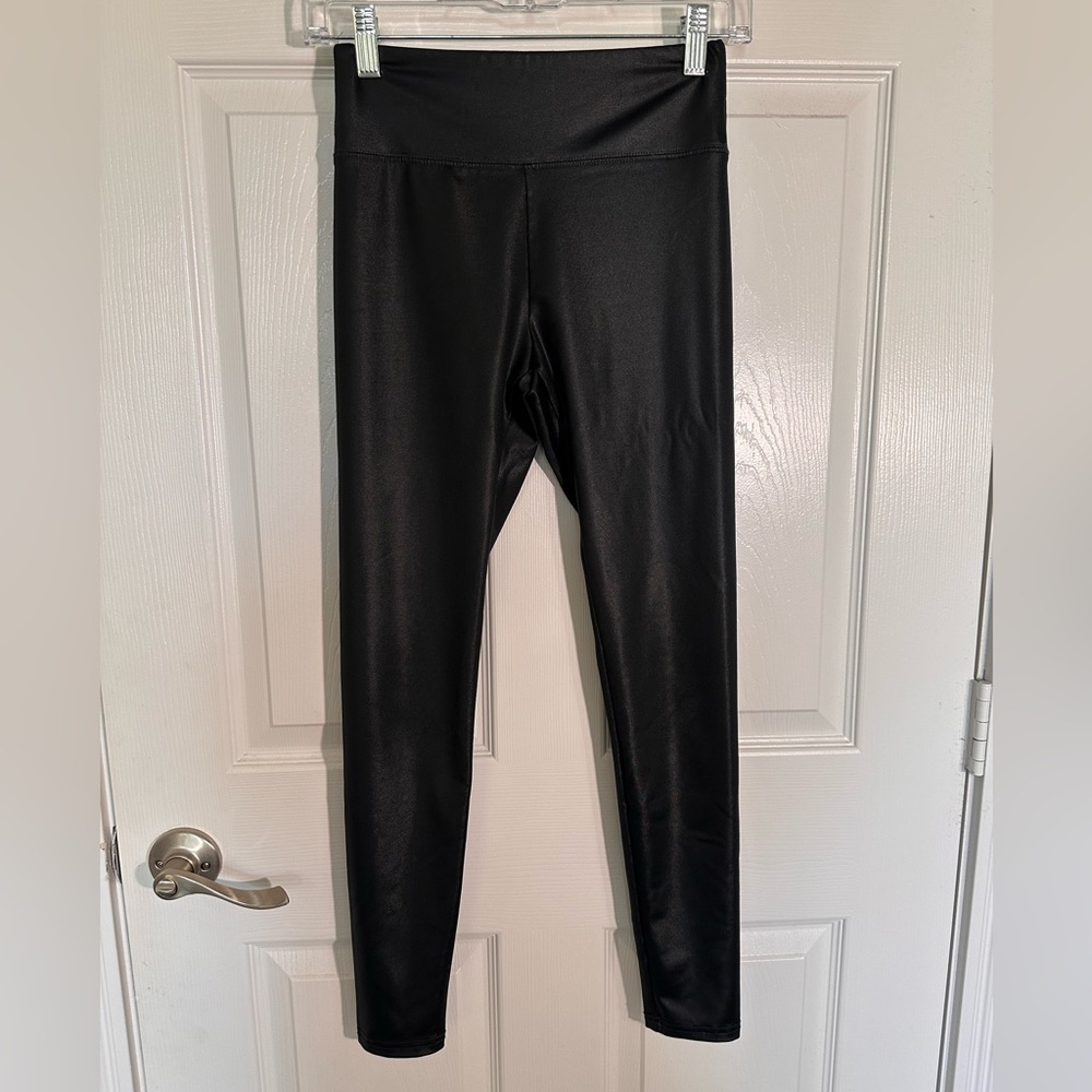 Wild Fable leathery looking leggings XS